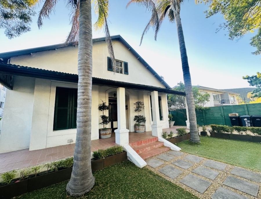 4 Bedroom Property for Sale in Stellenbosch Central Western Cape